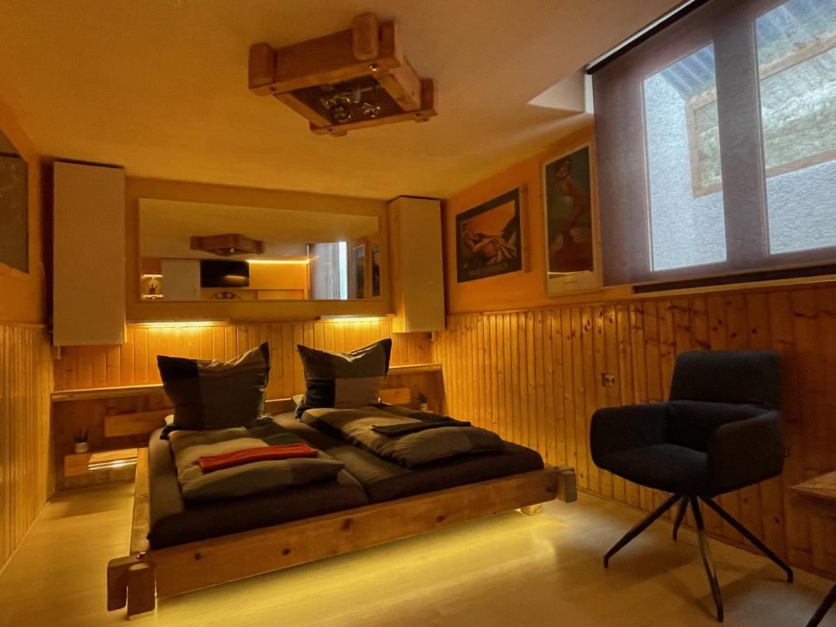 Villa Direkt Am Main à Karlstadt Extérieur photo