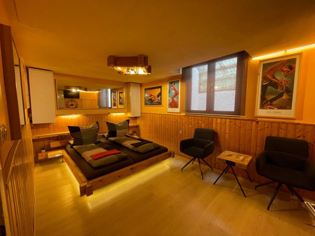 Villa Direkt Am Main à Karlstadt Extérieur photo